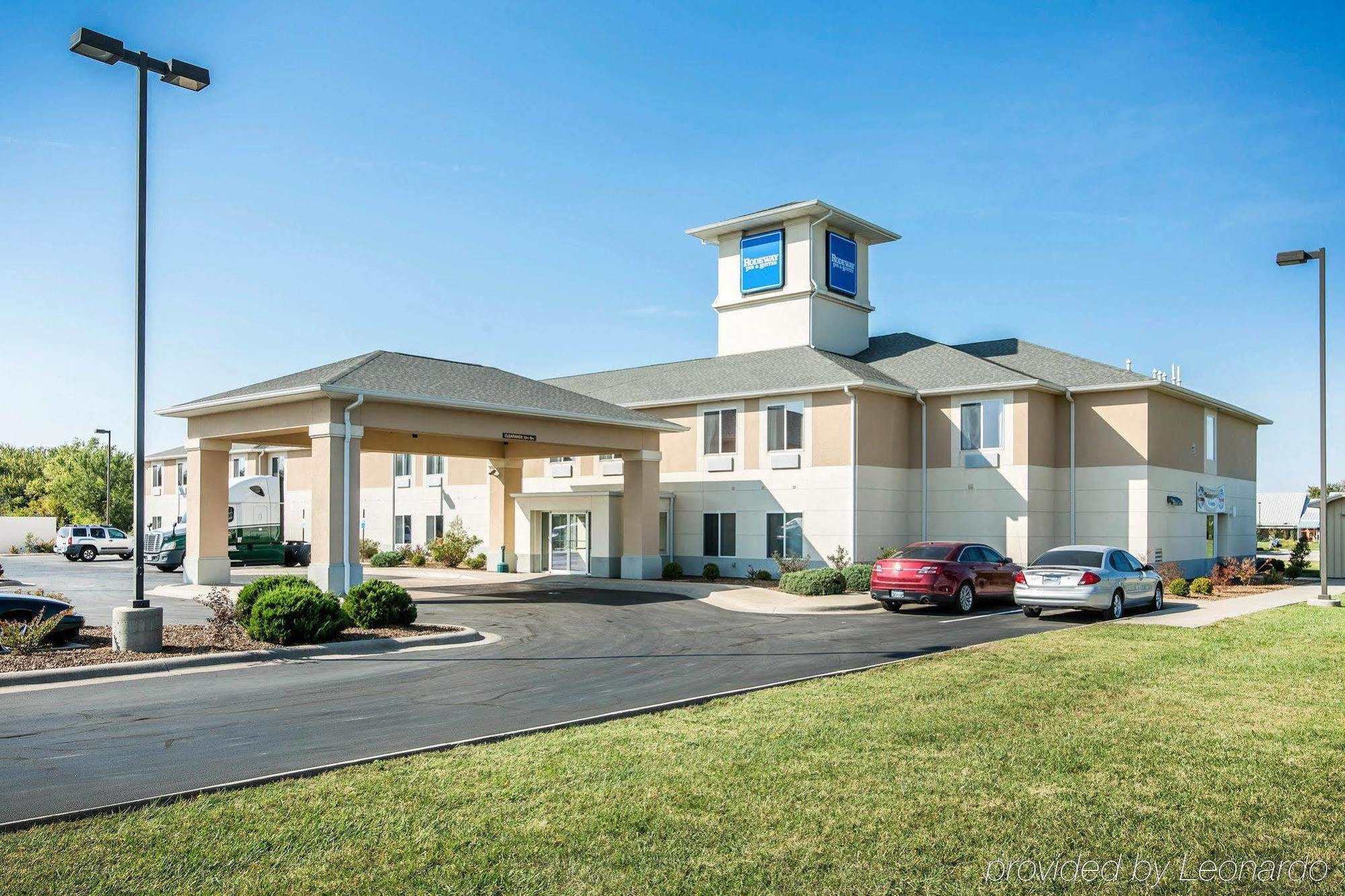 Quality Inn Parsons North Exterior foto